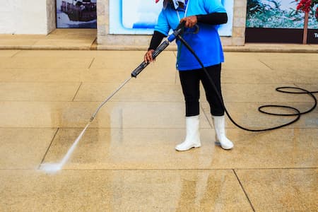 Build Your Business Brand With Commercial Pressure Washing Banner Image